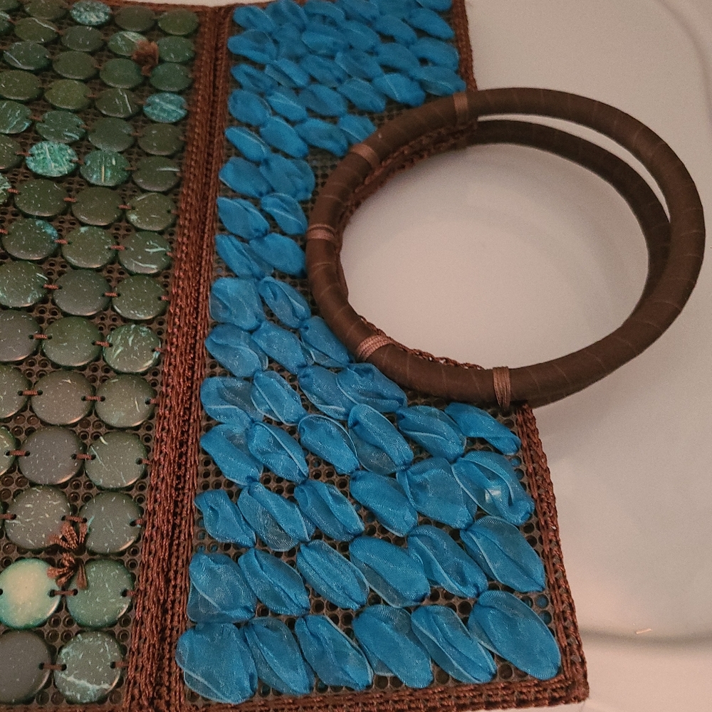 Handbag - Picture 6 of 10
